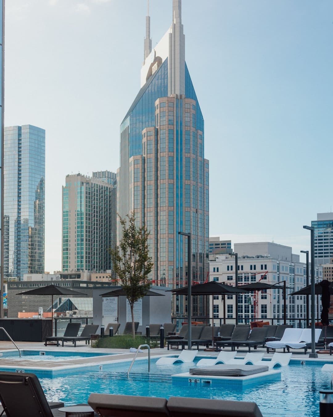 The Four Seasons pool with the Batman Building in the background