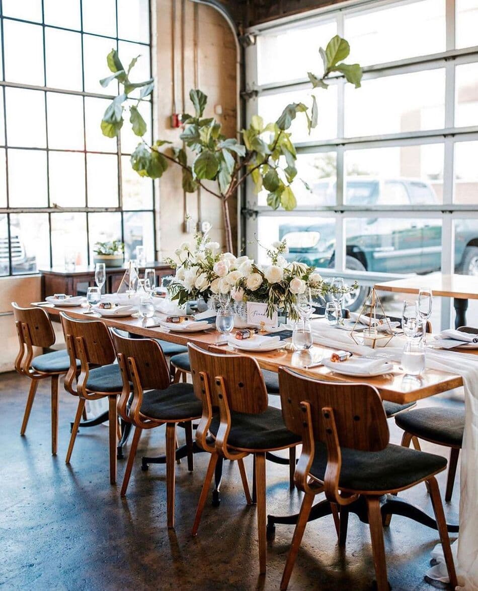 A beautiful table arrangement at Adeles