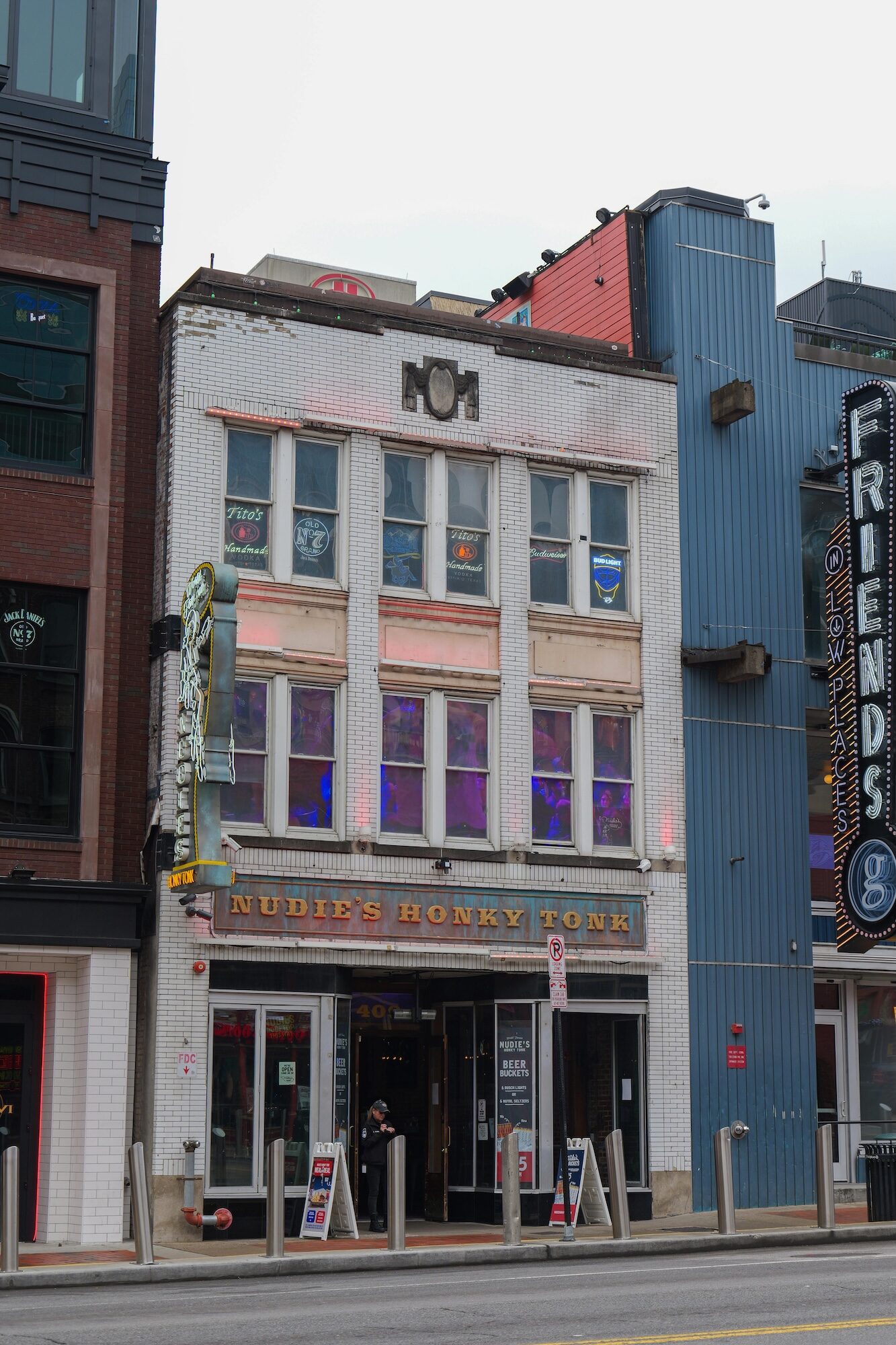 Nudie's building