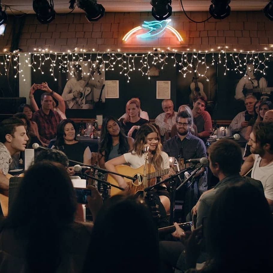 Maren Morris playing at the Bluebird Cafe