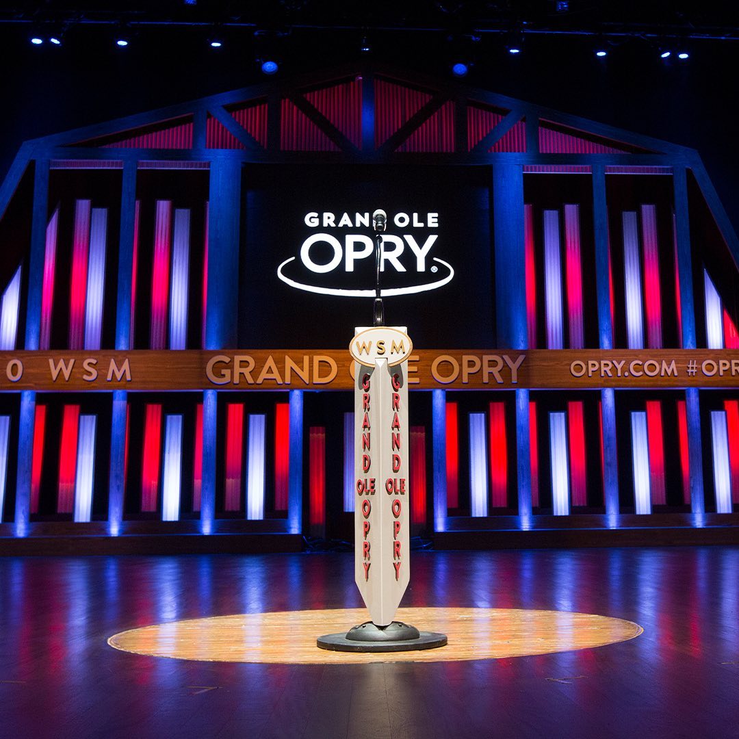 Mic at the Grand Ole Opry House