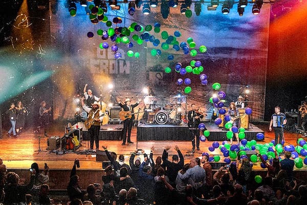 Old Crow Medicine Show at the Ryman