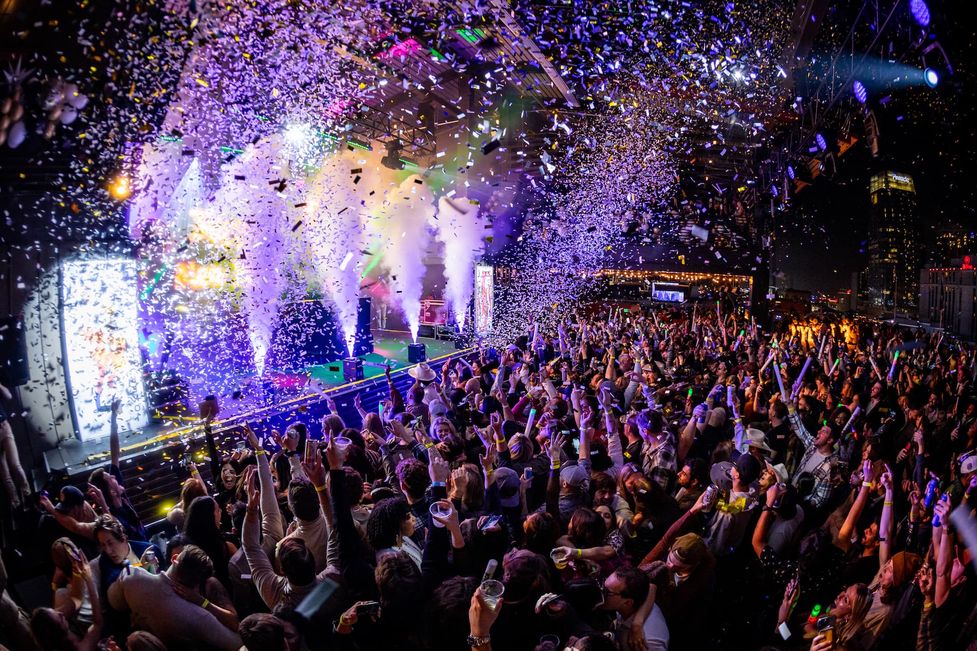 An energetic show at Skydeck