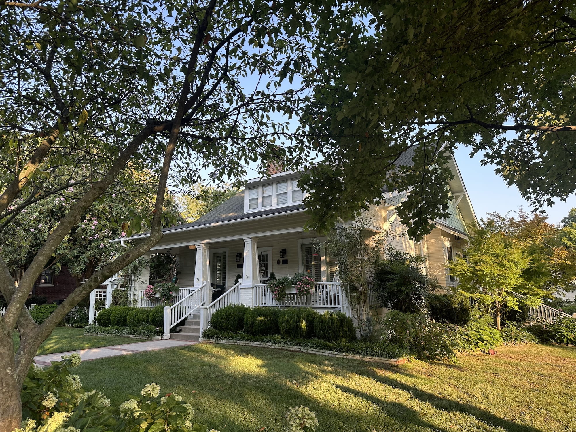 A home with a front porch