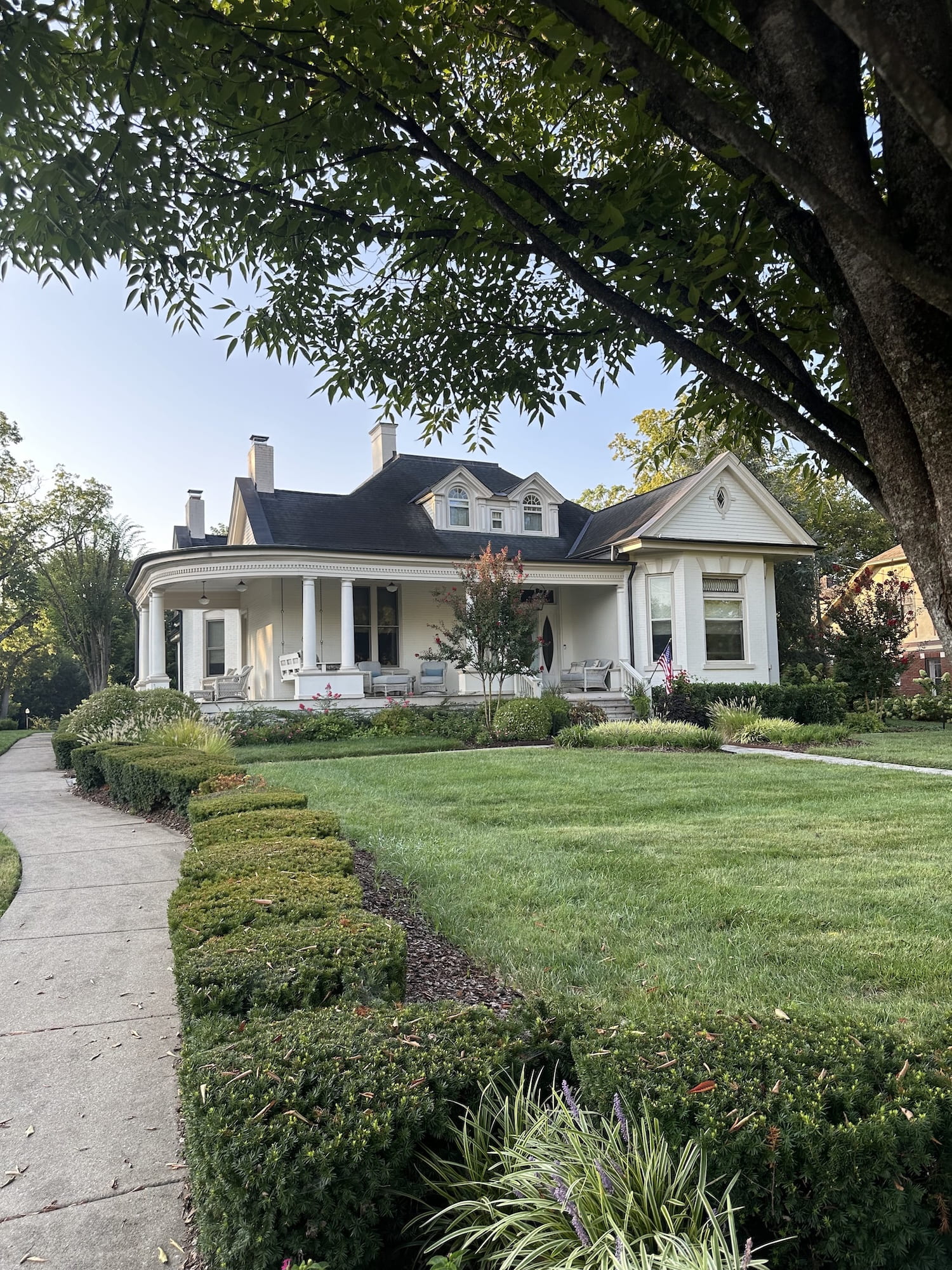 A nice old white house