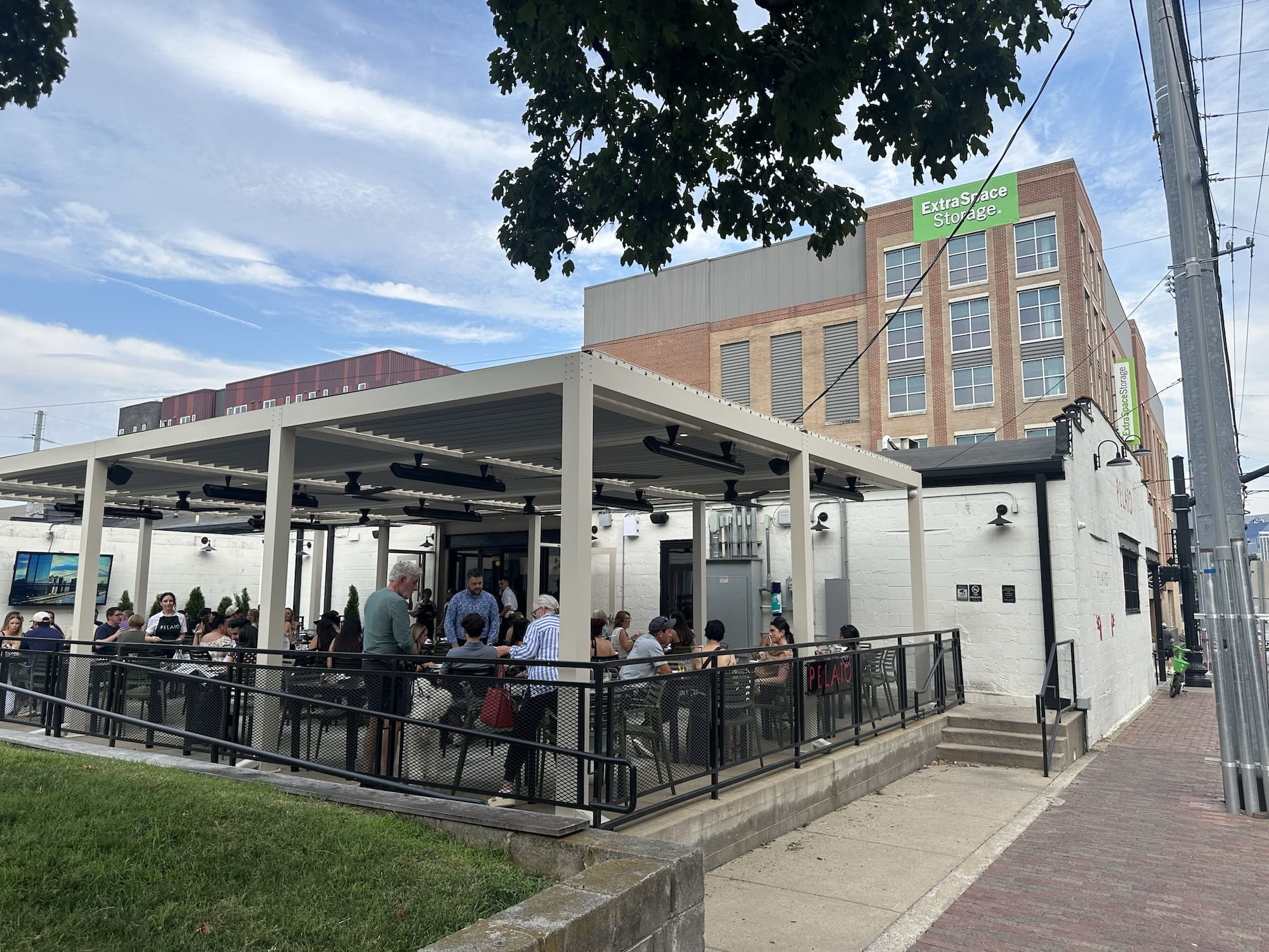 The patio of Pelato restaurant in Germantown