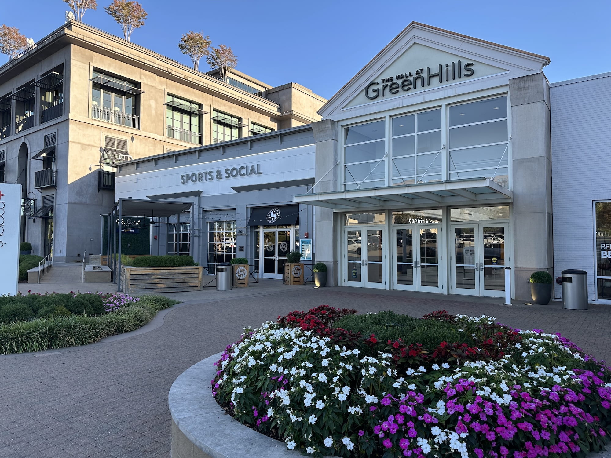 Flower arrangement outside entrance to Green Hills Mall