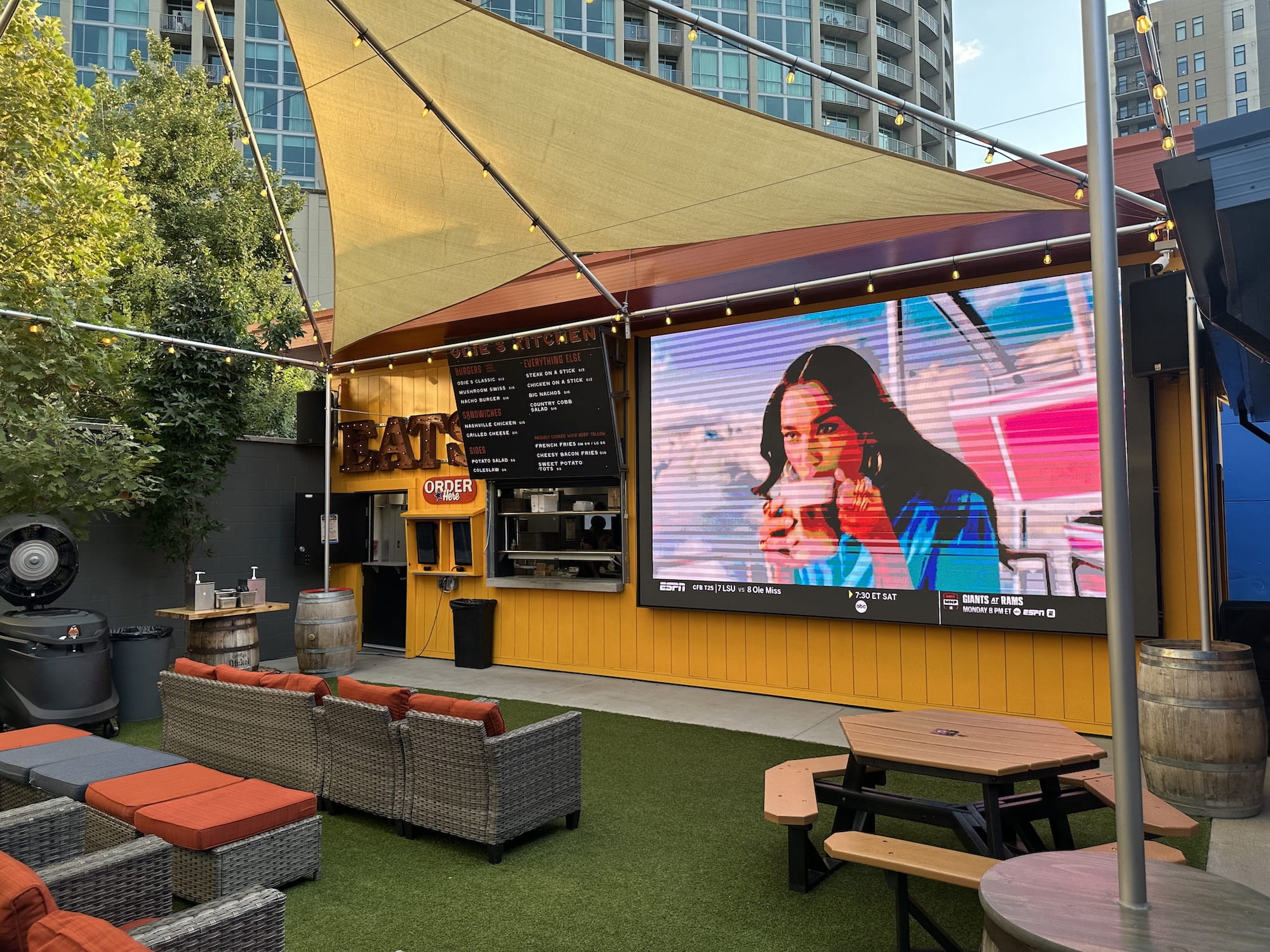 Odies big screen patio area