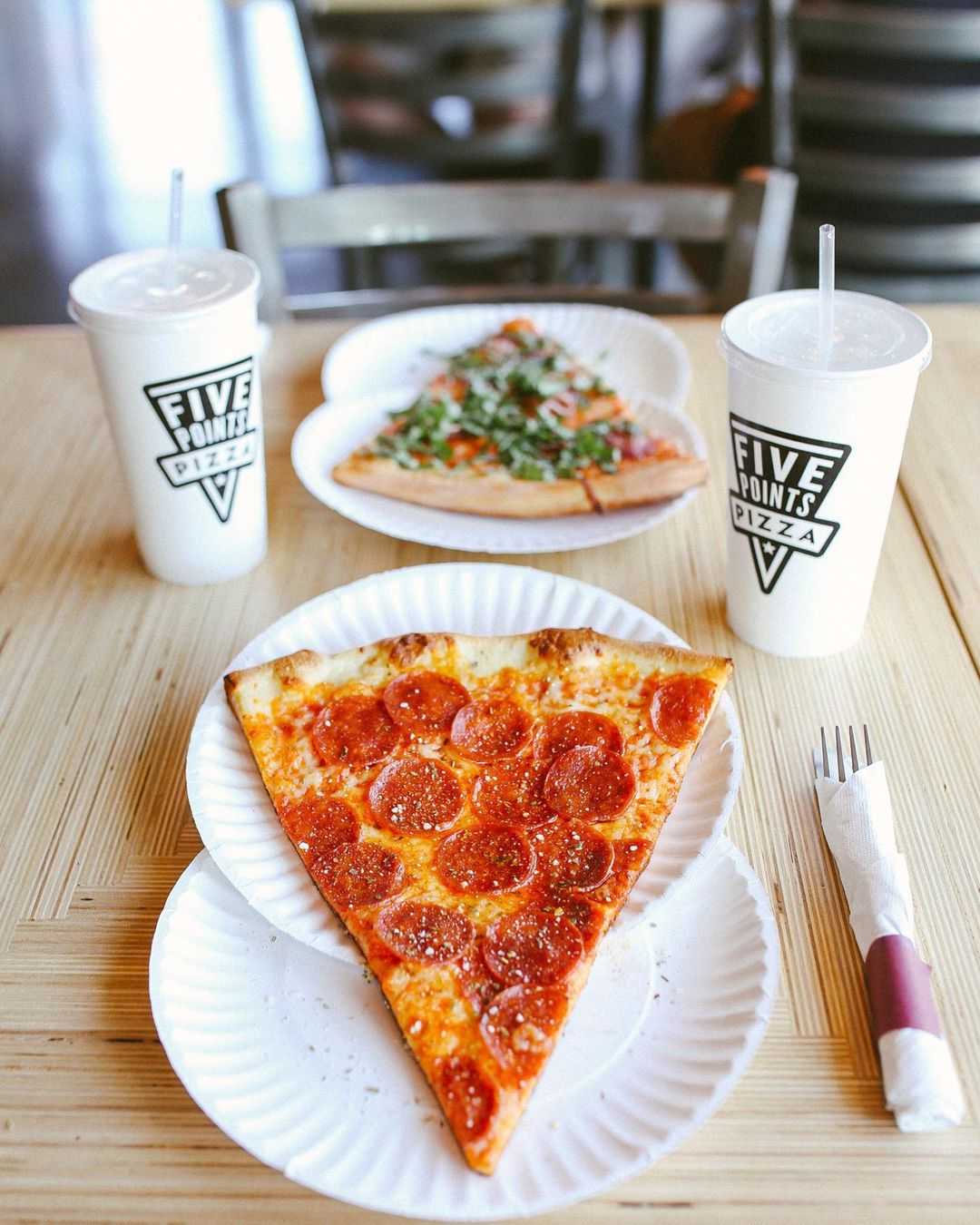 Five Point's Pizza Sylvan Park pepperoni slice