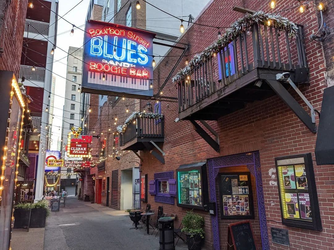 Outside Bourbon Street Blues Bar in Nashville