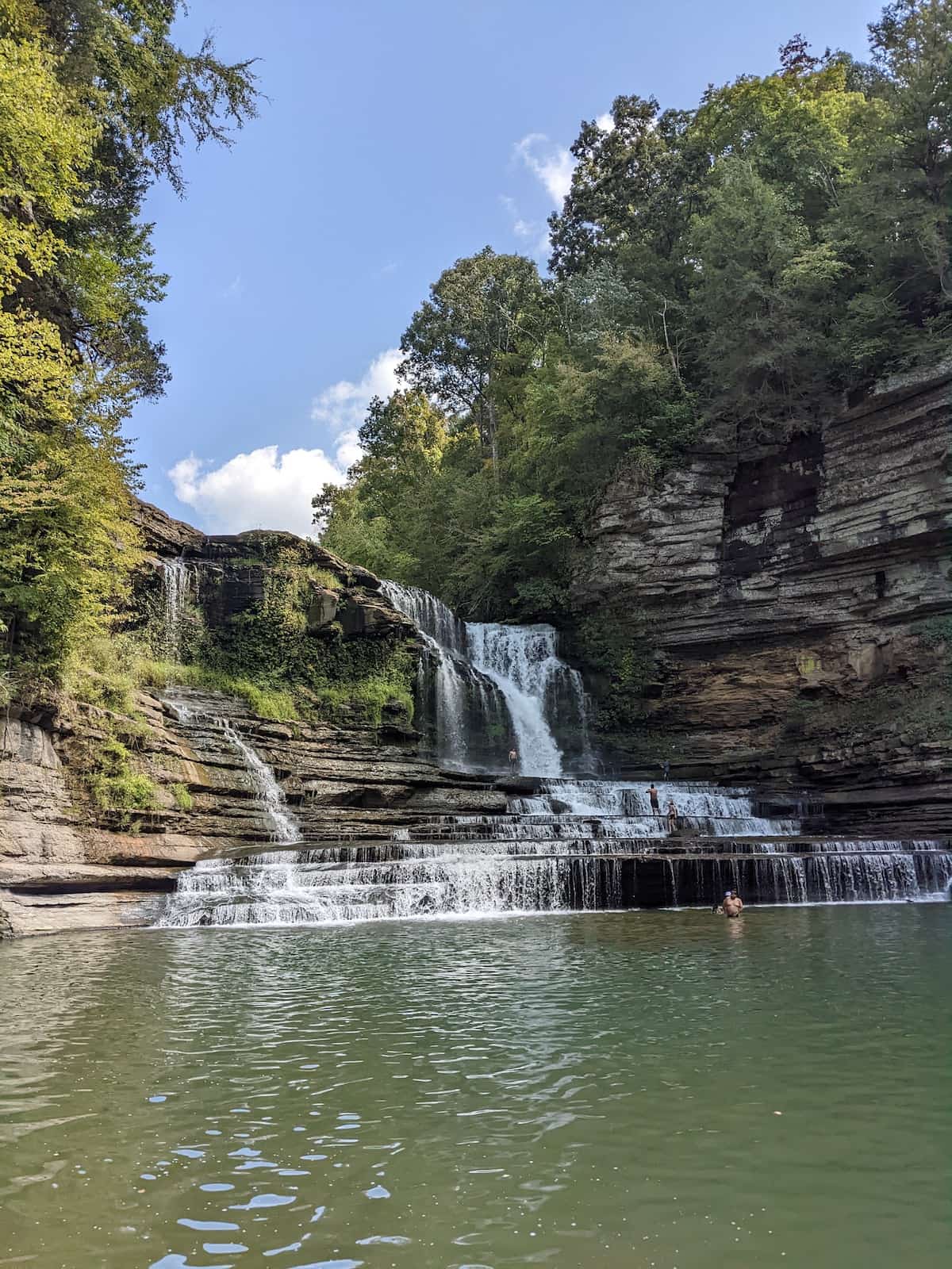 Cummins Falls waterfall and pool