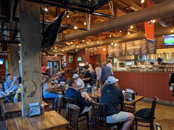 Edley's Sylvan Park dining room