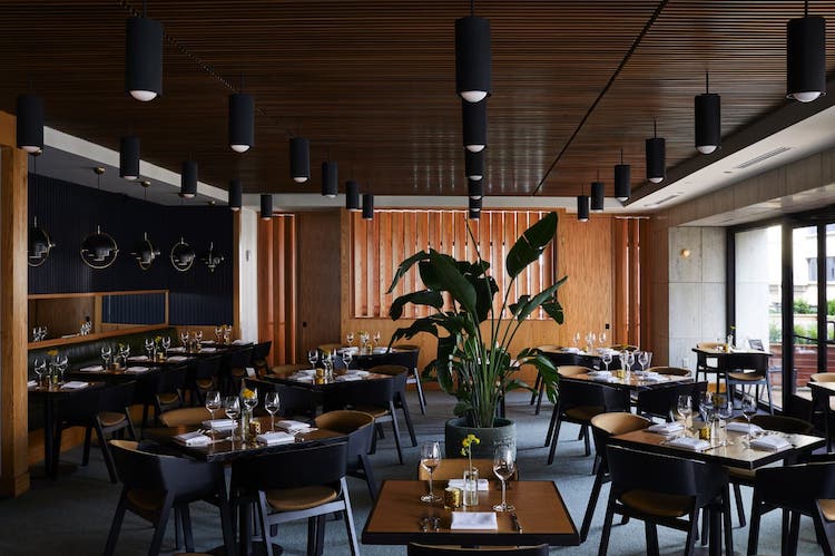 Interior tables at Ellingtons