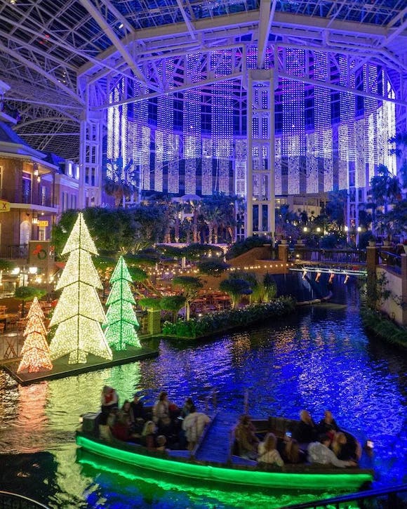 Christmas boat ride at Gaylord Opryland