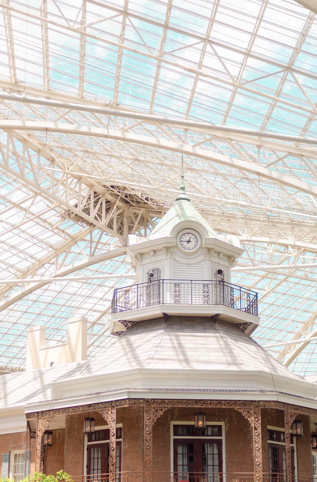 Gaylord Opryland roof windows