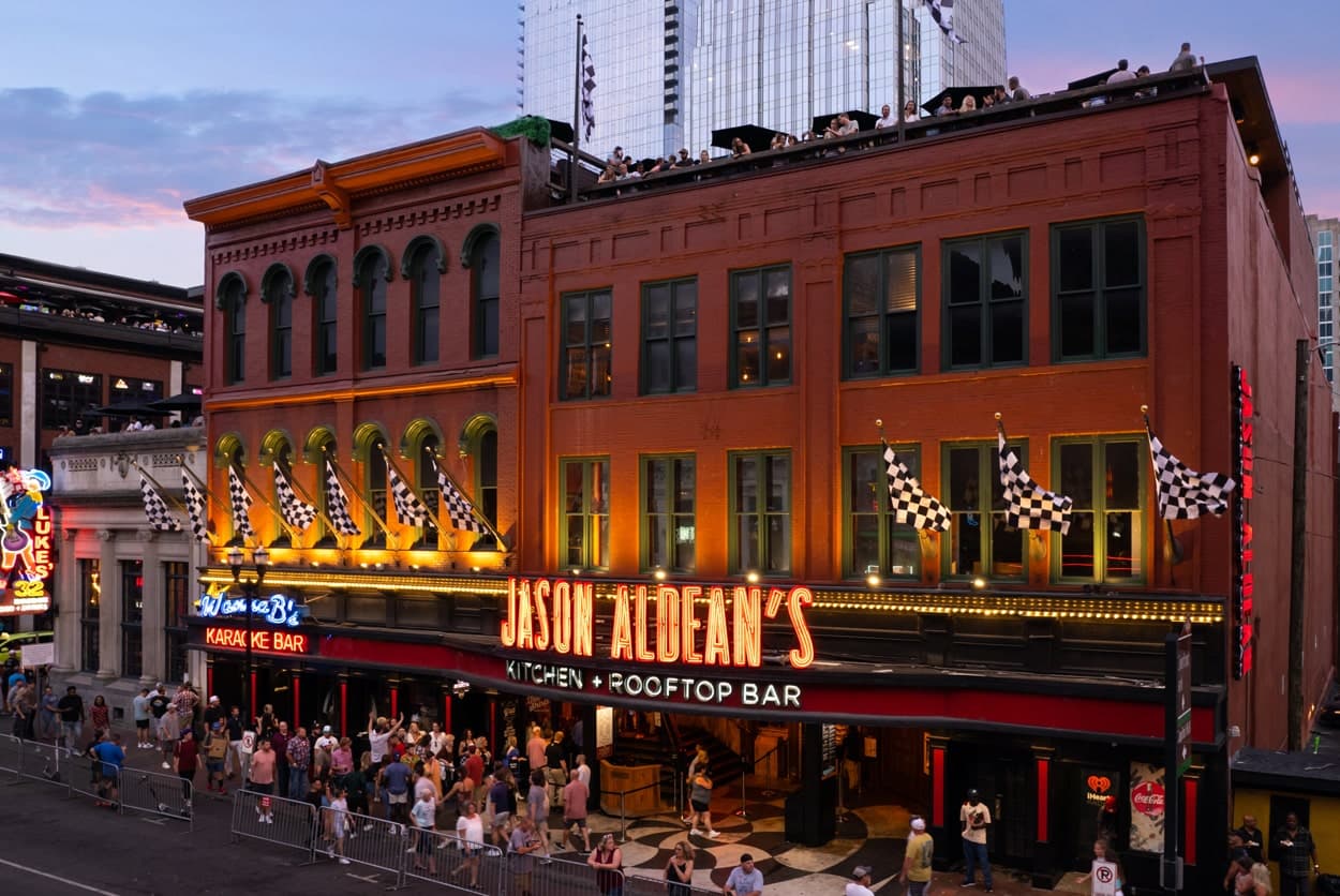 Jason Aldean's bar in Nashville's building