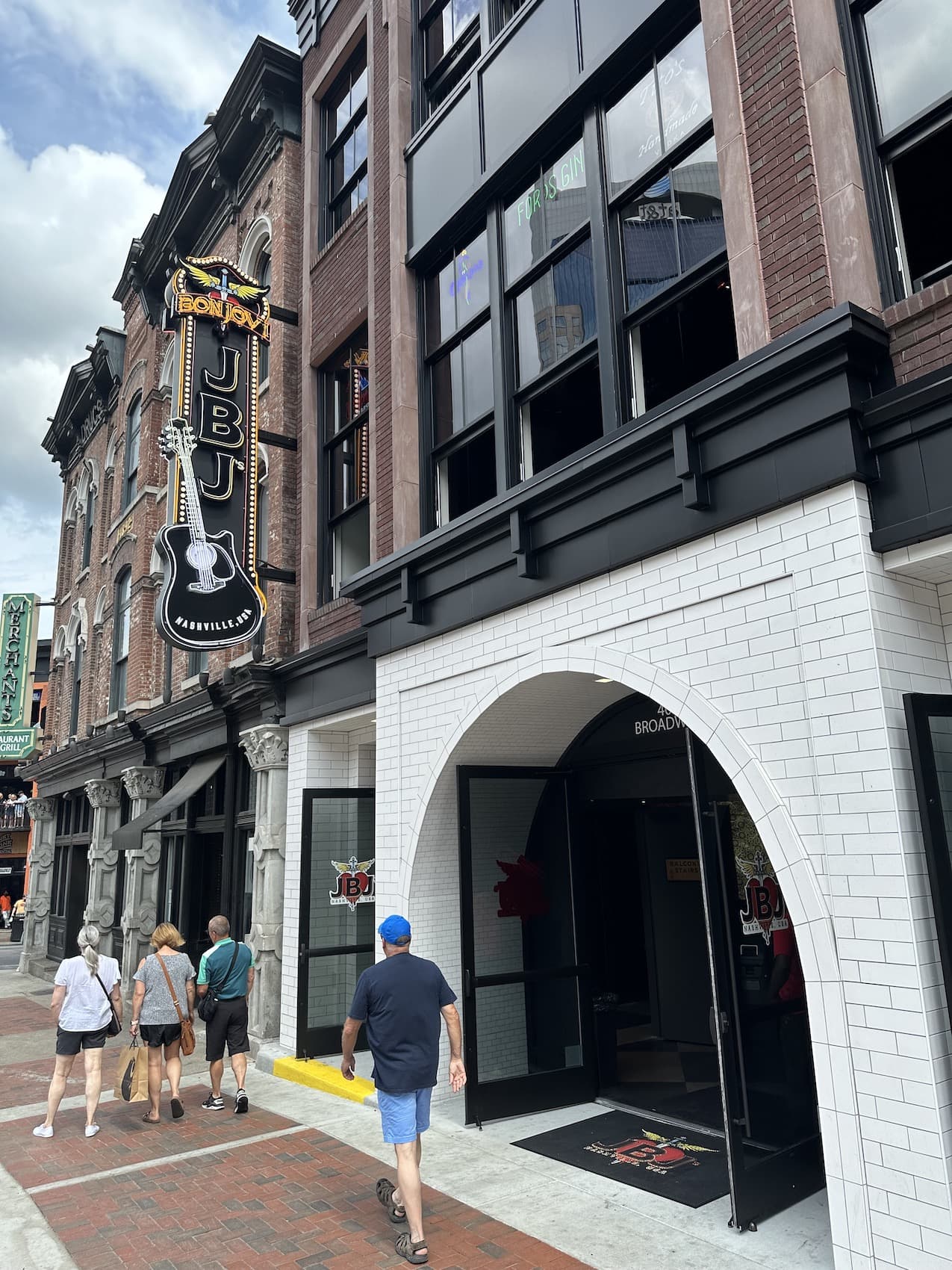 JBJs Broadway exterior