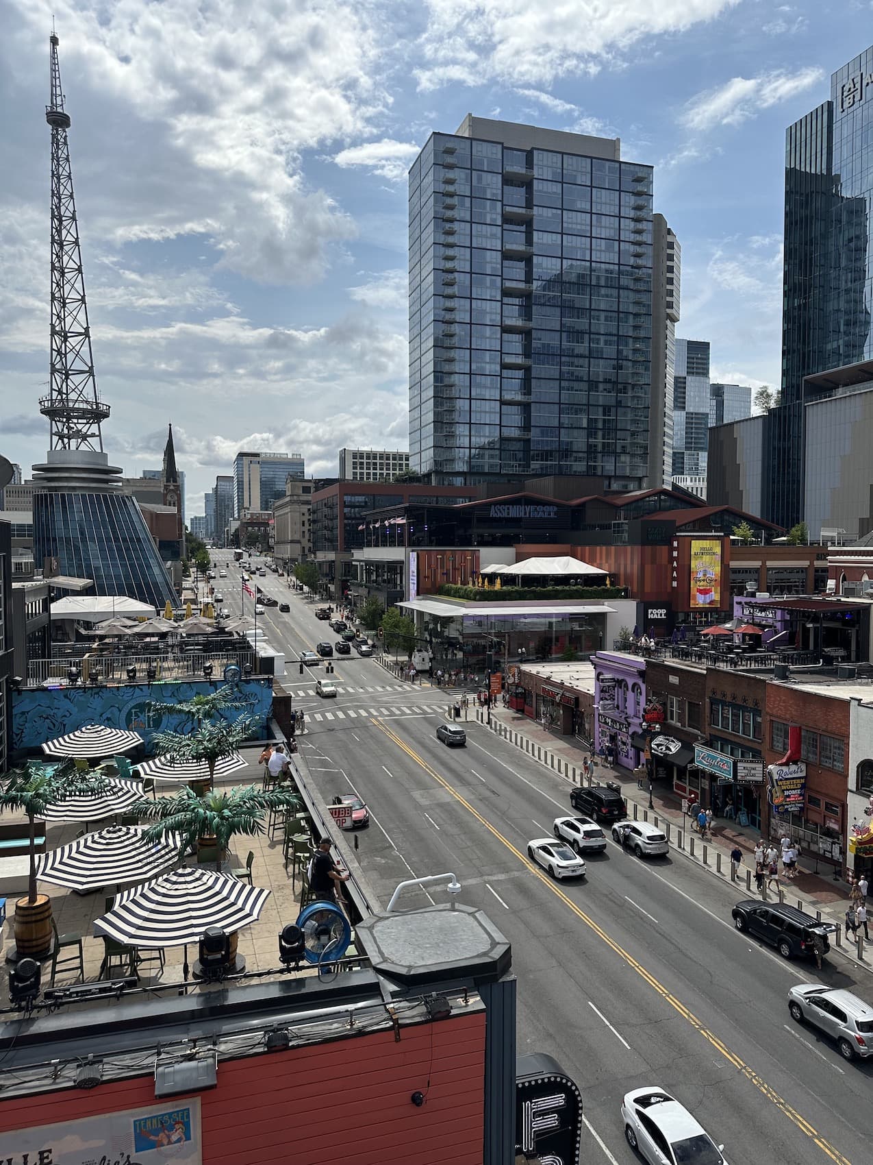The view of Broadway from JBJs rooftop