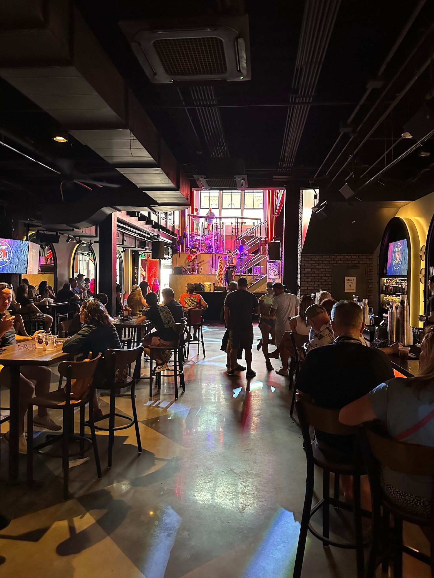 Tables inside JBJs