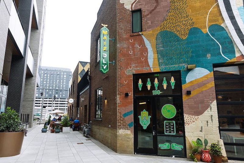 The alley and entry at Maiz De La Vida
